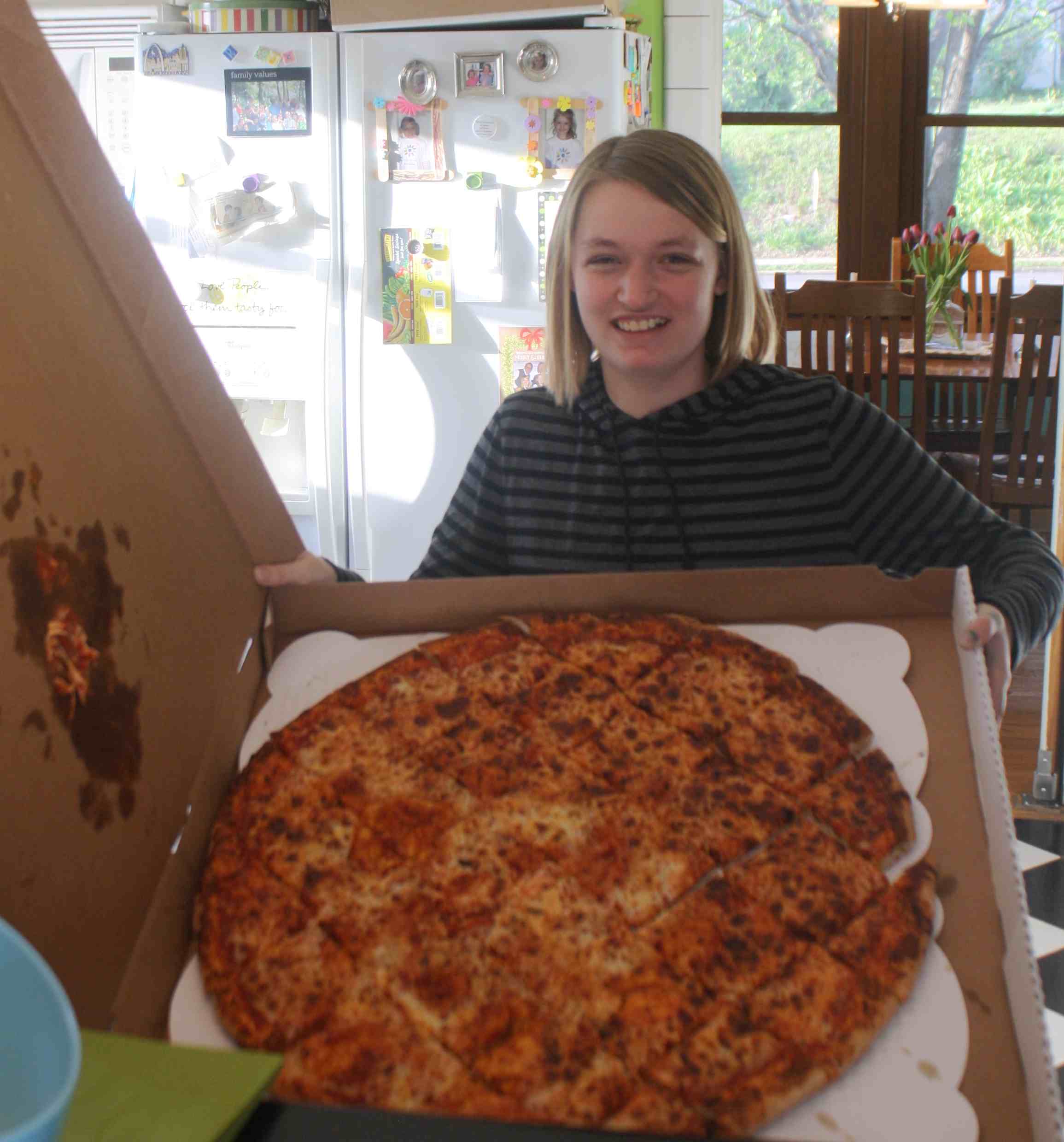 2017-03-30 Cate 13 Bday Big World Pizza.jpg